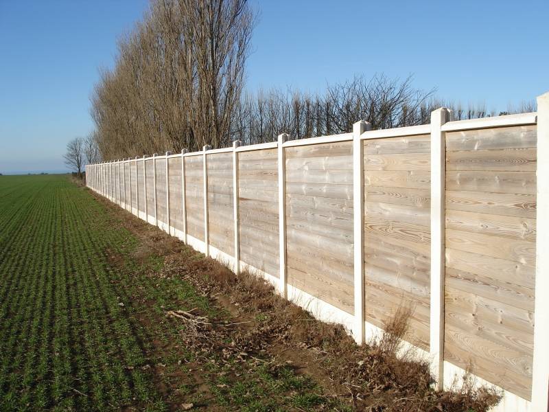 pose d'une clôture mixte béton bois en Seine Maritime 76